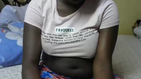 Snapshot of pretty_barbz chatting on 10/15/25, 06:46 pretty_barbz online show from 10/15/25, 06:46