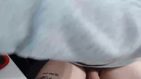 Snapshot of pretty_boyfriend chatting on 02/16/25, 07:05 Pretty boy online show from 02/16/25, 07:05