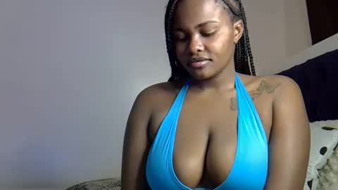 Snapshot of pretty_daina3 chatting on 05/23/26, 05:50 pretty_daina3 online show from 05/23/26, 05:50