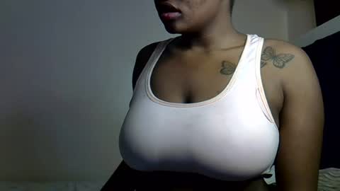Snapshot of pretty_daina3 chatting on 06/17/26, 06:09 pretty_daina3 online show from 06/17/26, 06:09