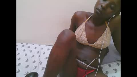 pretty online show from 01/18/26, 03:32