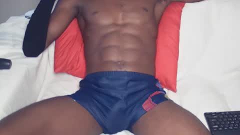 Snapshot of pretty_dollx01 chatting on 03/31/26, 10:04 Pretty dollx01 online show from 03/31/26, 10:04