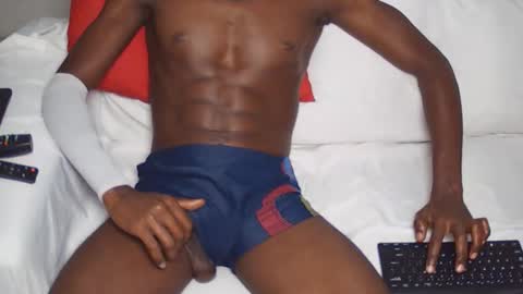 Snapshot of pretty_dollx01 chatting on 04/08/26, 11:27 Pretty dollx01 online show from 04/08/26, 11:27