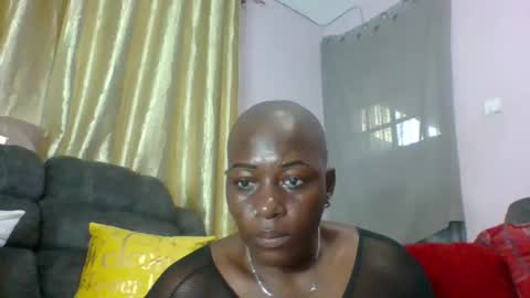 Snapshot of pretty_ivy chatting on 12/16/24, 09:03 SARAH online show from 12/16/24, 09:03