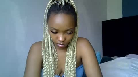 Snapshot of pretty_jazminee chatting on 06/09/26, 12:17 pretty jazminee online show from 06/09/26, 12:17