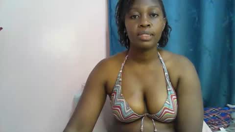 pretty_kylah online show from 10/24/25, 02:08