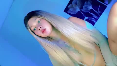 Flor online show from 10/26/25, 09:42