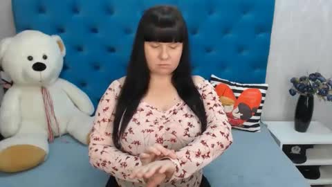 Snapshot of pretty_malika chatting on 02/10/25, 09:04 pretty_malika online show from 02/10/25, 09:04