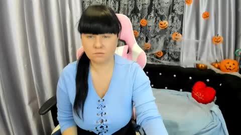 pretty_malika online show from 11/03/25, 04:58