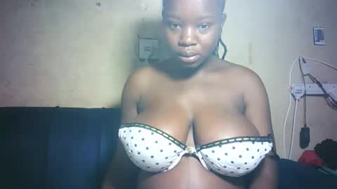 Snapshot of pretty_milan chatting on 02/20/26, 08:05 pretty_milan online show from 02/20/26, 08:05