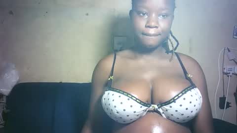 Snapshot of pretty_milan chatting on 02/28/26, 09:10 pretty_milan online show from 02/28/26, 09:10