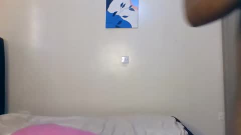 Snapshot of pretty_naya chatting on 03/16/26, 09:02 naya online show from 03/16/26, 09:02