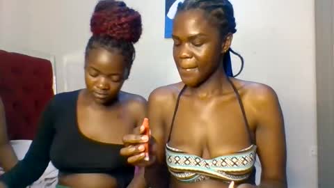 Snapshot of pretty_naya chatting on 03/24/26, 10:37 naya online show from 03/24/26, 10:37