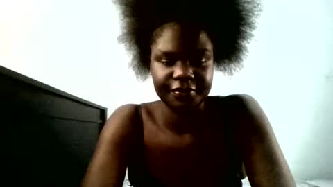 Snapshot of pretty_naya chatting on 04/22/26, 09:01 naya online show from 04/22/26, 09:01