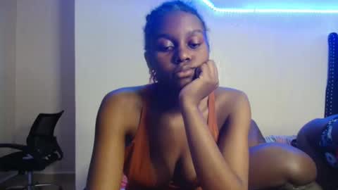 Snapshot of pretty_nyra chatting on 05/21/26, 03:57 Nyra online show from 05/21/26, 03:57