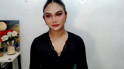 Snapshot of pretty_percy chatting on 02/18/26, 01:40 hi im percy online show from 02/18/26, 01:40