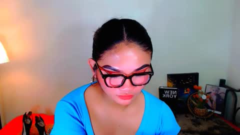 Snapshot of pretty_percy chatting on 03/12/26, 04:29 hi im percy online show from 03/12/26, 04:29