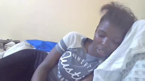 pretty_petite_ebony online show from 01/10/25, 10:04