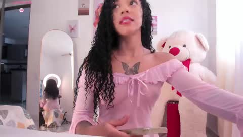 pretty_pettite online show from 05/17/26, 03:30