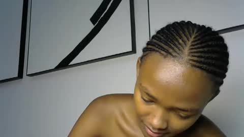 Snapshot of pretty_queennie chatting on 04/10/26, 06:34 Pretty doll online show from 04/10/26, 06:34