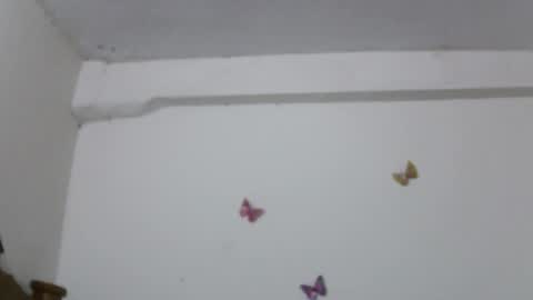 Snapshot of pretty_rose_ chatting on 03/15/26, 06:30 Rose online show from 03/15/26, 06:30