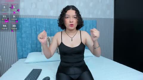 Daisy Flower online show from 03/06/25, 02:19