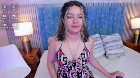 Daisy Flower online show from 02/19/26, 01:56