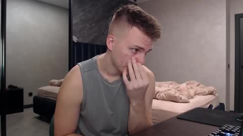 Snapshot of pretty_sweety chatting on 11/13/25, 05:50 Justin online show from 11/13/25, 05:50