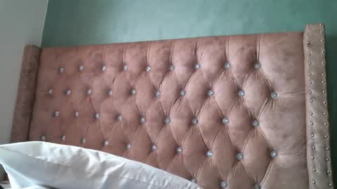 Snapshot of pretty_zii chatting on 04/08/26, 08:14 zii online show from 04/08/26, 08:14