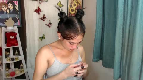 Snapshot of prettyagathaxxx chatting on 01/29/25, 04:26 agatha online show from 01/29/25, 04:26