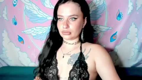 Snapshot of prettyaliceee chatting on 07/02/26, 03:45 Alice online show from 07/02/26, 03:45