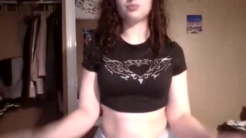 Snapshot of prettybaby22 chatting on 02/25/25, 03:31 prettybaby22 online show from 02/25/25, 03:31