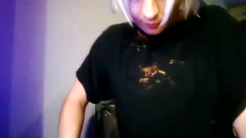 Snapshot of prettybabypetite chatting on 03/25/26, 05:19 Missy Jack online show from 03/25/26, 05:19