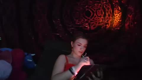 Snapshot of prettybabystacy chatting on 04/15/26, 07:58 stacy online show from 04/15/26, 07:58