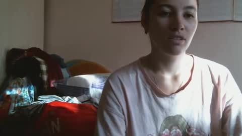 Bella online show from 09/18/25, 04:36