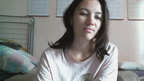 Bella online show from 09/21/25, 04:47