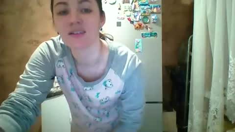 Bella online show from 04/06/26, 07:48