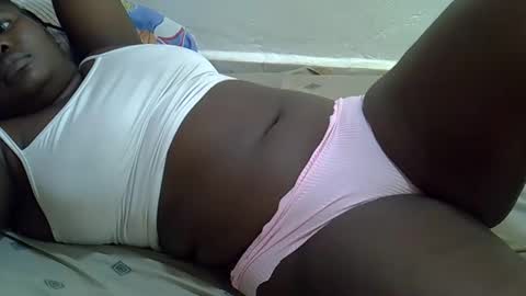 prettybooty1 online show from 10/16/25, 08:48