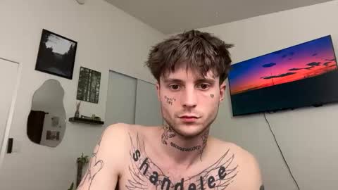 Snapshot of prettyboyszn chatting on 02/05/26, 02:38 pretty boy online show from 02/05/26, 02:38