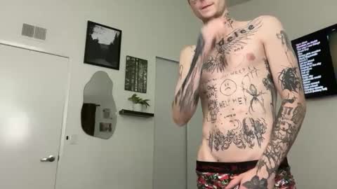 Snapshot of prettyboyszn chatting on 02/07/26, 04:49 pretty boy online show from 02/07/26, 04:49