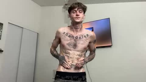 Snapshot of prettyboyszn chatting on 03/16/26, 03:01 pretty boy online show from 03/16/26, 03:01