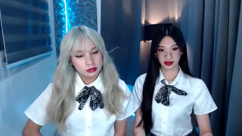 Snapshot of prettycumnotes69 chatting on 01/29/25, 05:51 ASHLEY online show from 01/29/25, 05:51