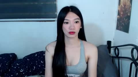 Snapshot of prettycumnotes69 chatting on 11/24/25, 08:03 ASHLEY online show from 11/24/25, 08:03