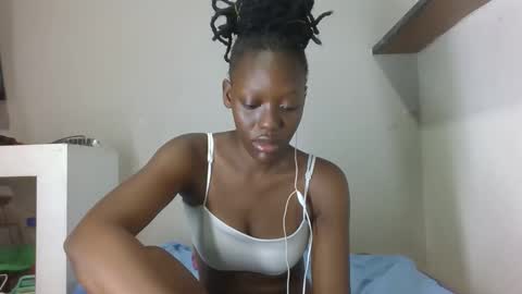 prettydollk_dons online show from 02/15/26, 08:02