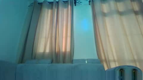 prettydulce online show from 12/01/25, 02:22