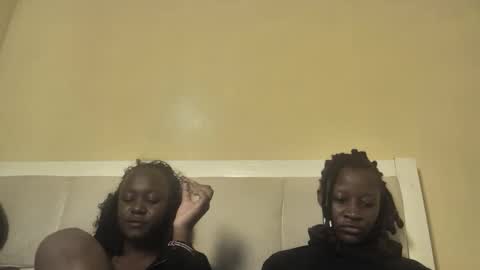 Snapshot of prettyeve25 chatting on 09/18/25, 08:27 eve online show from 09/18/25, 08:27