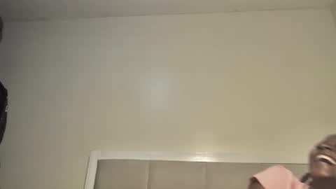 Snapshot of prettyeve25 chatting on 10/12/25, 07:35 eve online show from 10/12/25, 07:35