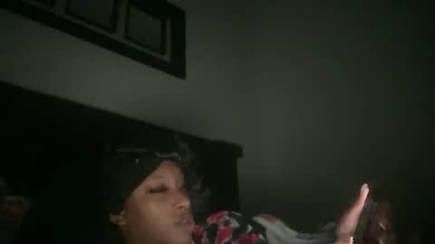 Snapshot of prettyfacefemale chatting on 03/26/26, 08:03 prettyfacefemale online show from 03/26/26, 08:03