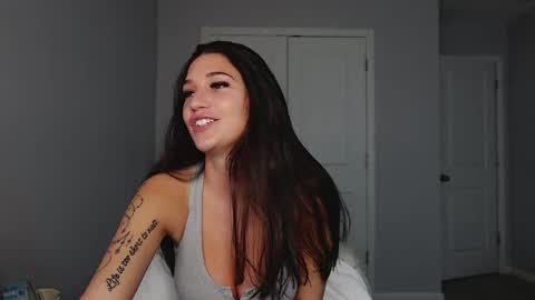 prettygirllltorii online show from 03/19/26, 09:19