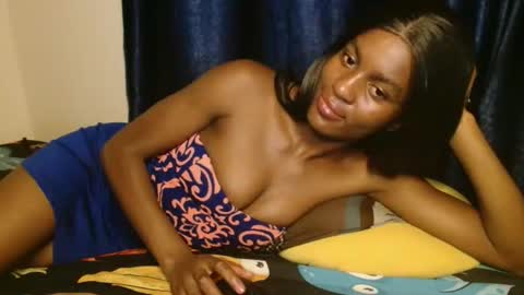 Snapshot of prettygoddess1 chatting on 05/03/26, 01:22 Mary online show from 05/03/26, 01:22